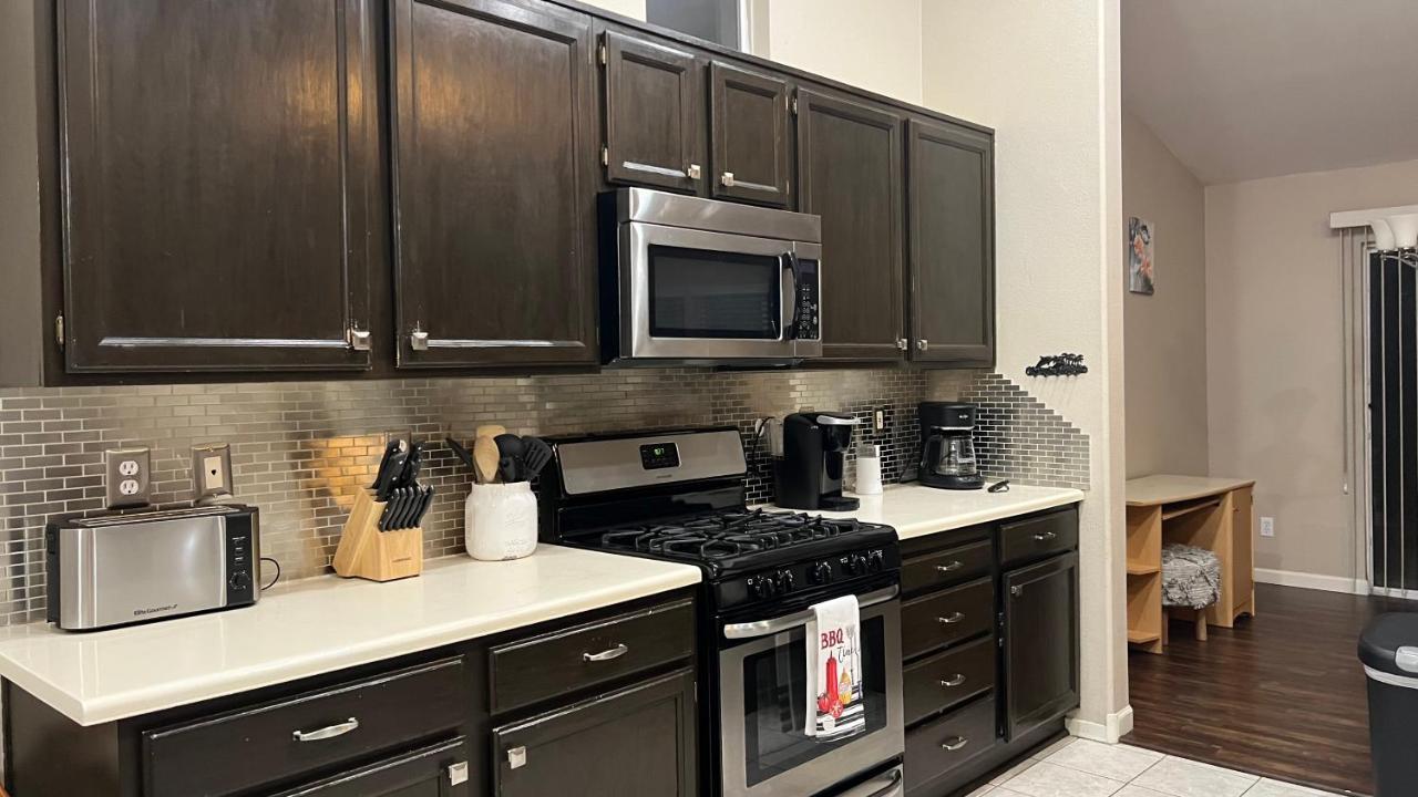 Sweet Spacious 5 Bdrm Home With Pool Las Vegas Luaran gambar