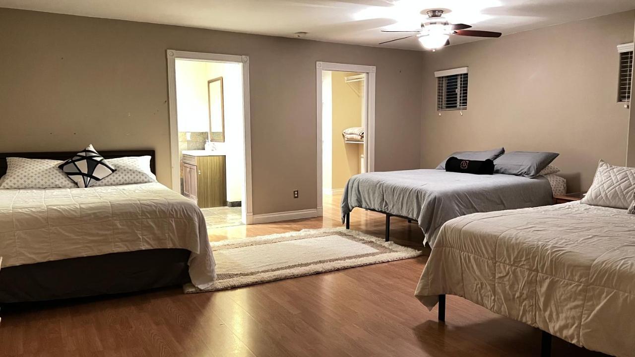 Sweet Spacious 5 Bdrm Home With Pool Las Vegas Luaran gambar