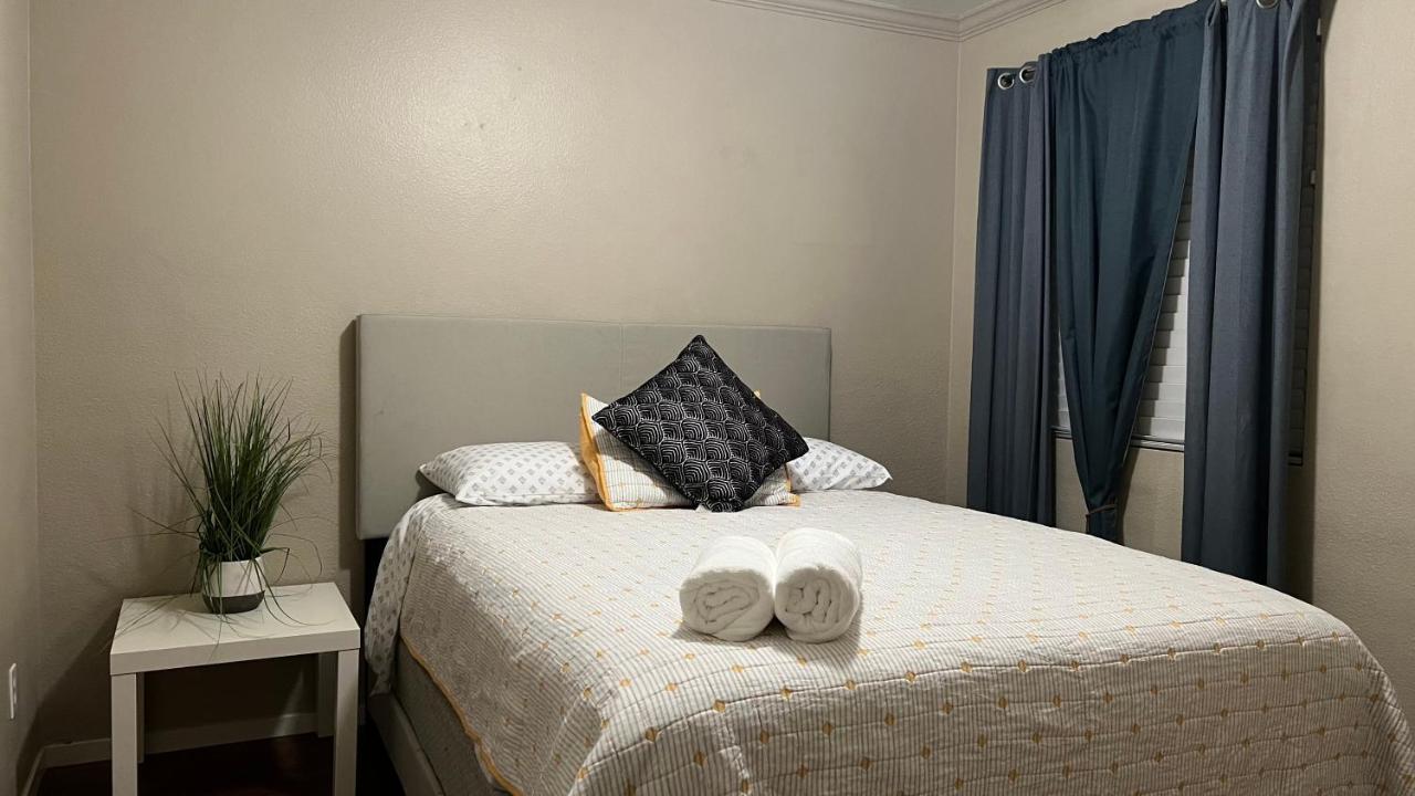 Sweet Spacious 5 Bdrm Home With Pool Las Vegas Luaran gambar